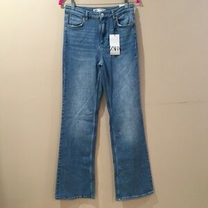 Zara Flare Fit Jeans Blue Denim Mid rise Full Length Size 6/W28 New 6147/044